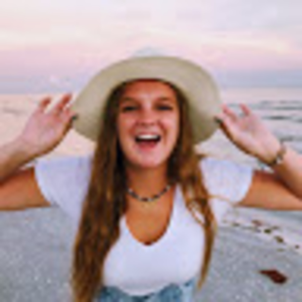 Meet your Posher, Brittany